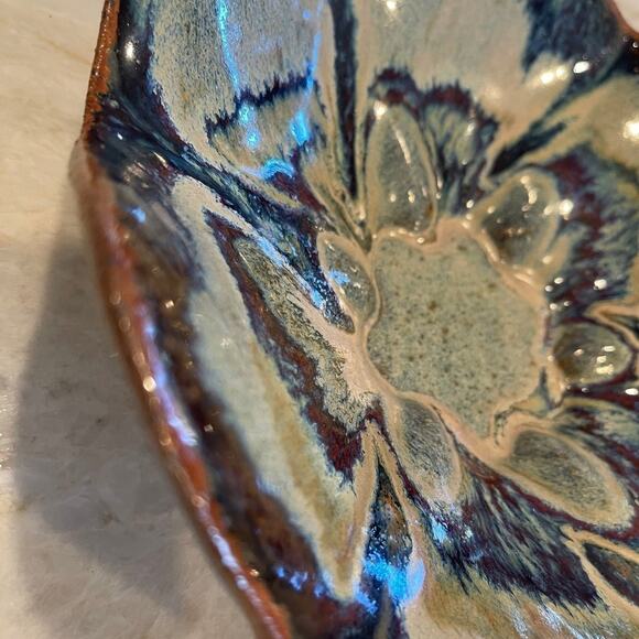 Studio Pottery dish blue flower shaped stunning!  Signed - Picture 3 of 11